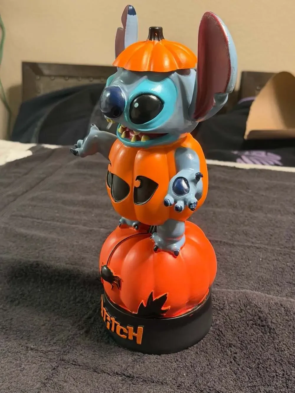 Disney Stitch in Pumpkin Costume Halloween Resin Figure Statue